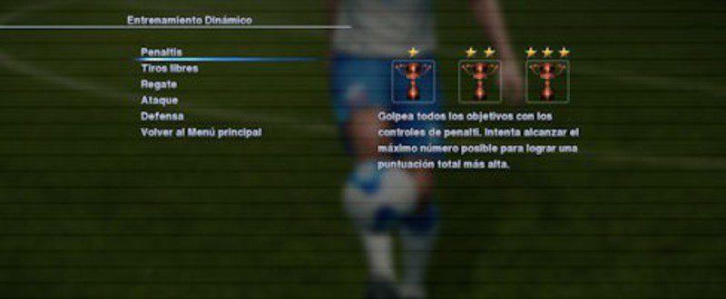 'Pro Evolution Soccer 2012' recupera el espíritu de la saga, pero no acaba de convencer