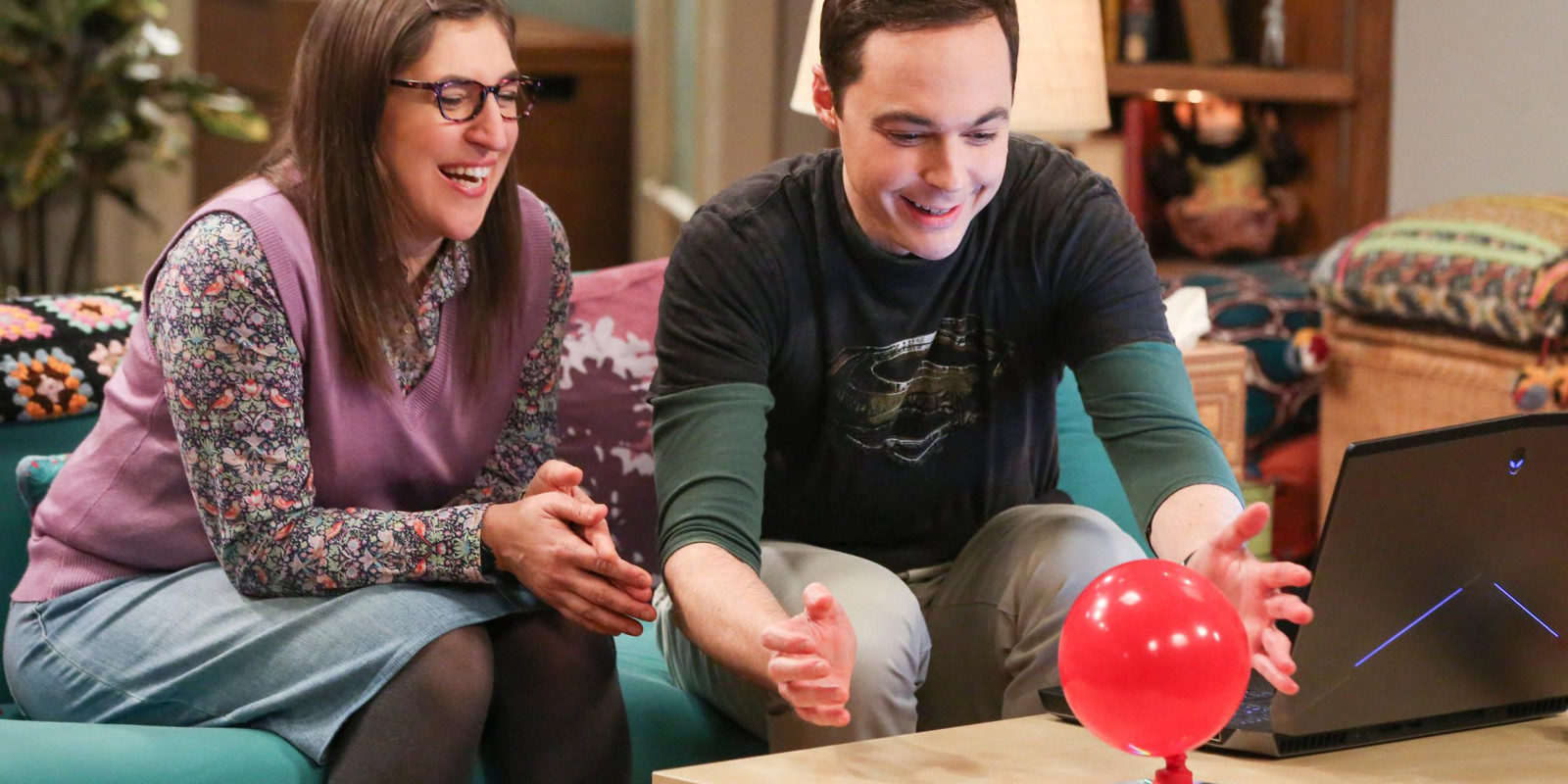 Crítica 'The Big Bang Theory' 11x15: Sheldon intenta ser mejor pareja