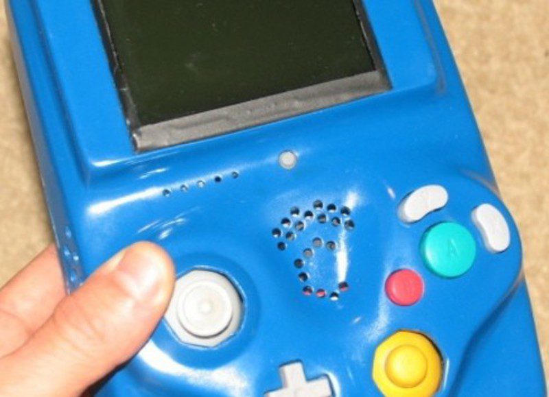 CCube, el prototipo portátil de GameCube