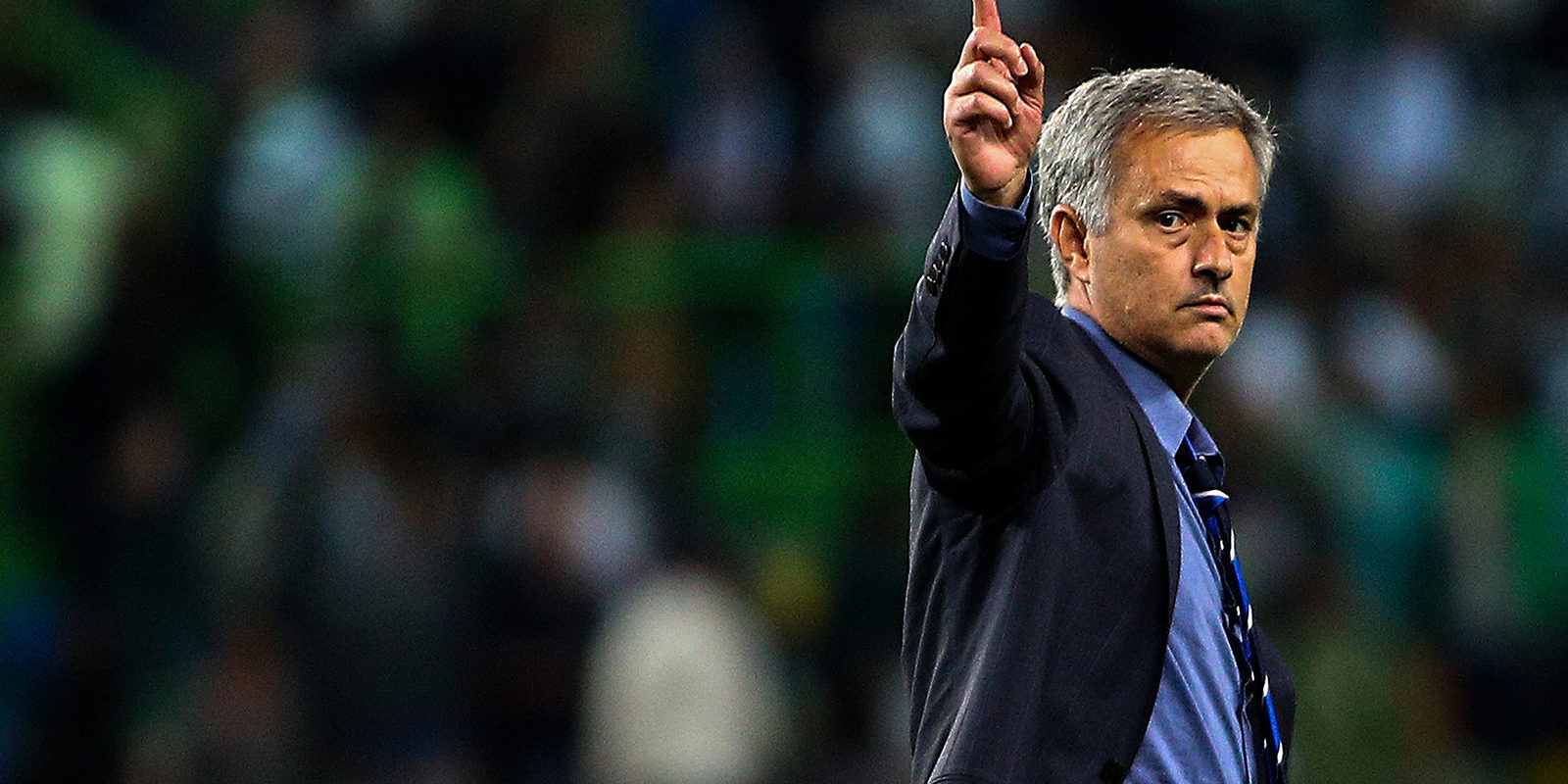 Mourinho es la voz de 'FIFA 17', ¿Qué hace el técnico luso en el juego?