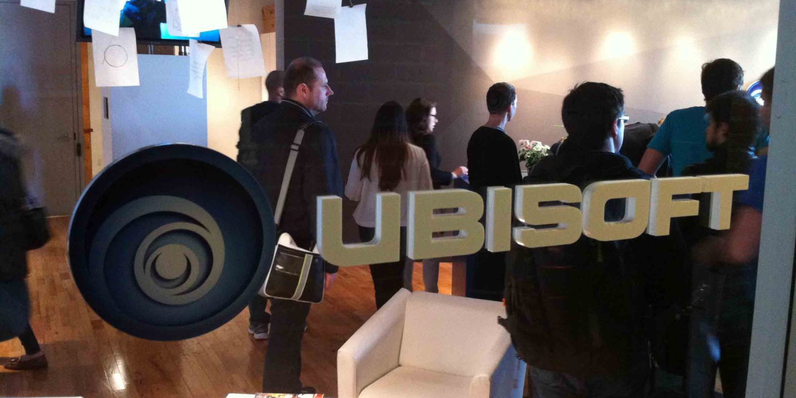 Ubisoft ofrece a sus empleados acciones con descuento para evitar la OPA de Vivendi
