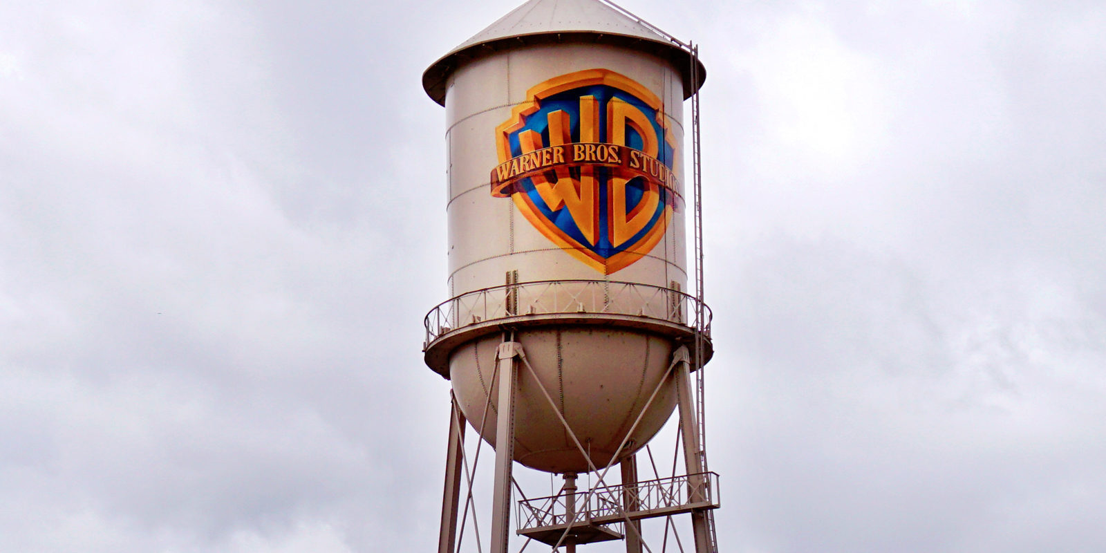 Una ex-empleada de Warner Bros. carga contra el estudio en una carta a su Presidente