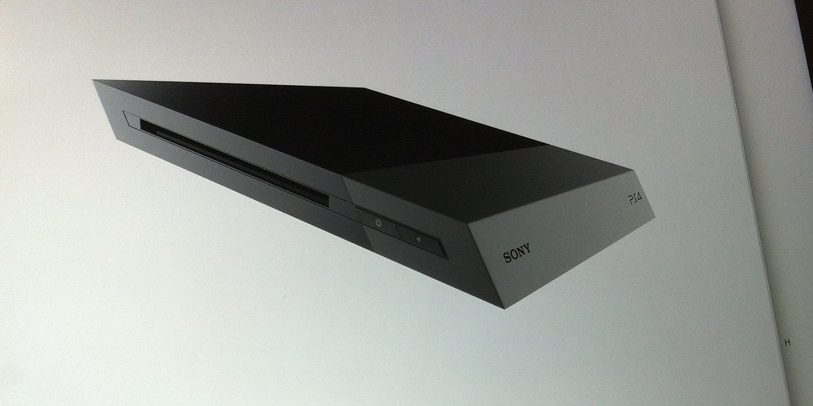 PS4 Slim podría tener un modelo con un disco duro de 1TB