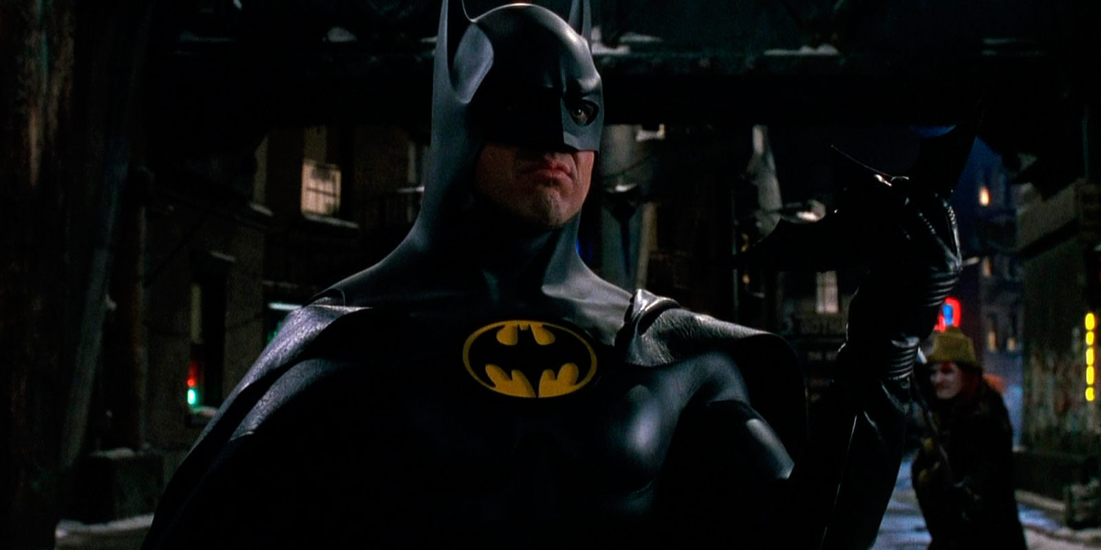 Subastan el traje que utilizó Michael Keaton en 'Batman Returns'