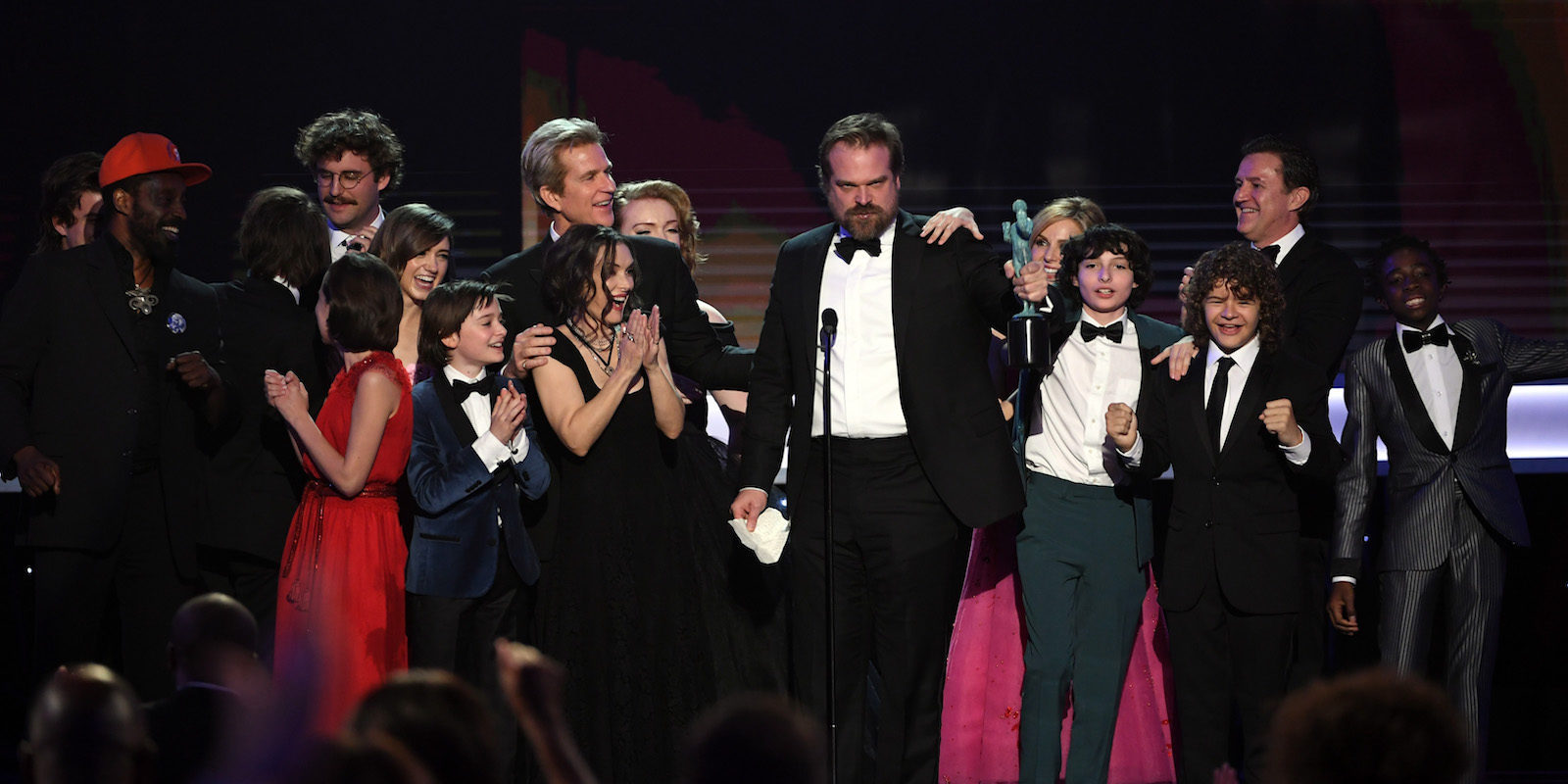 El reparto de 'Stranger Things' triunfa en la gala de premios del Sindicato de Actores