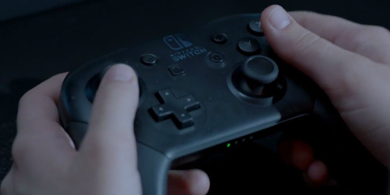 Encuentran un mensaje oculto en el Pro Controller de Nintendo Switch