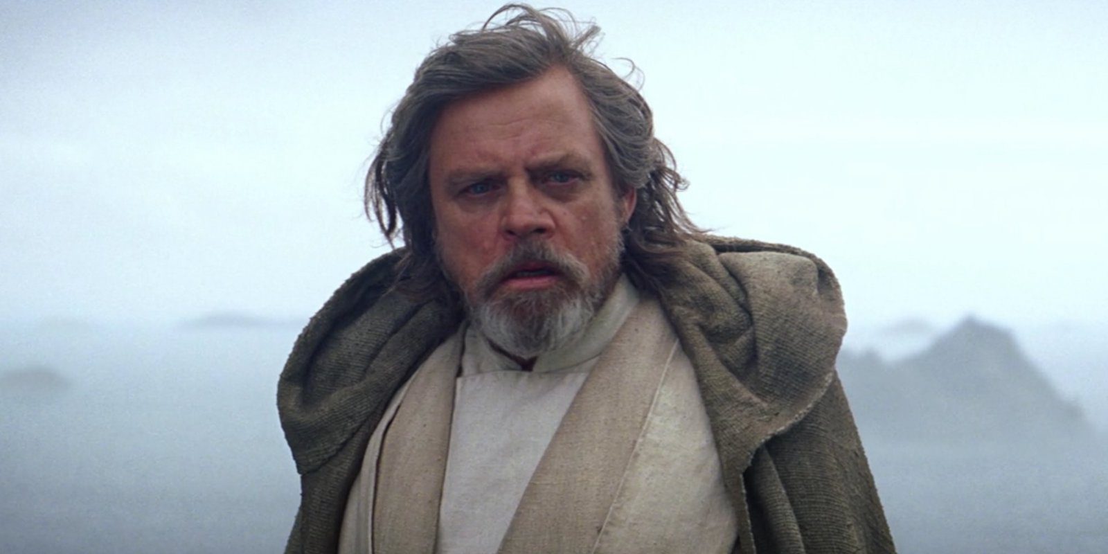 Mark Hamill comparte la primera imagen de él como Luke Skywalker