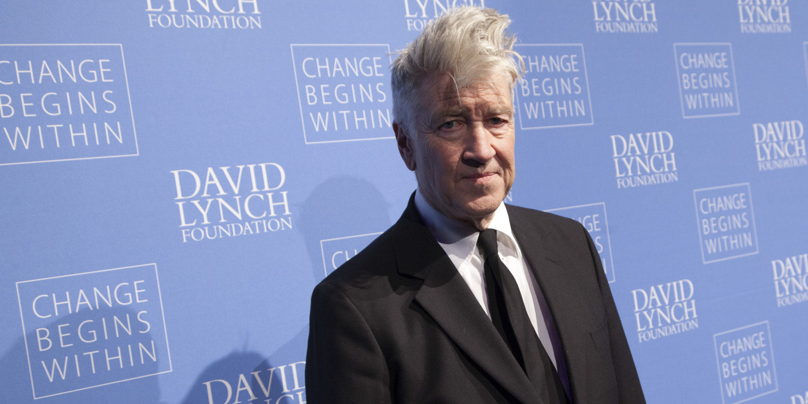David Lynch se retracta sobre su salida del mundo del cine