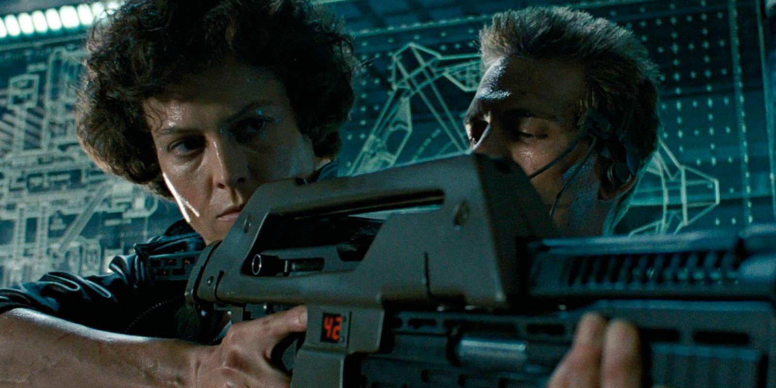 Ridley Scott no cierra la puerta a la reaparición de Ellen Ripley en 'Alien'
