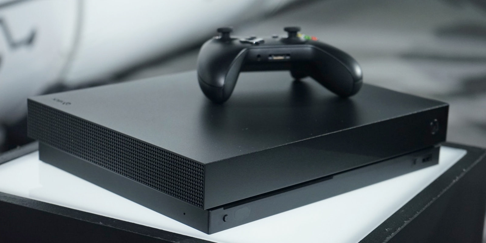 Xbox One X no ha salido a la venta y los haters ya lloran
