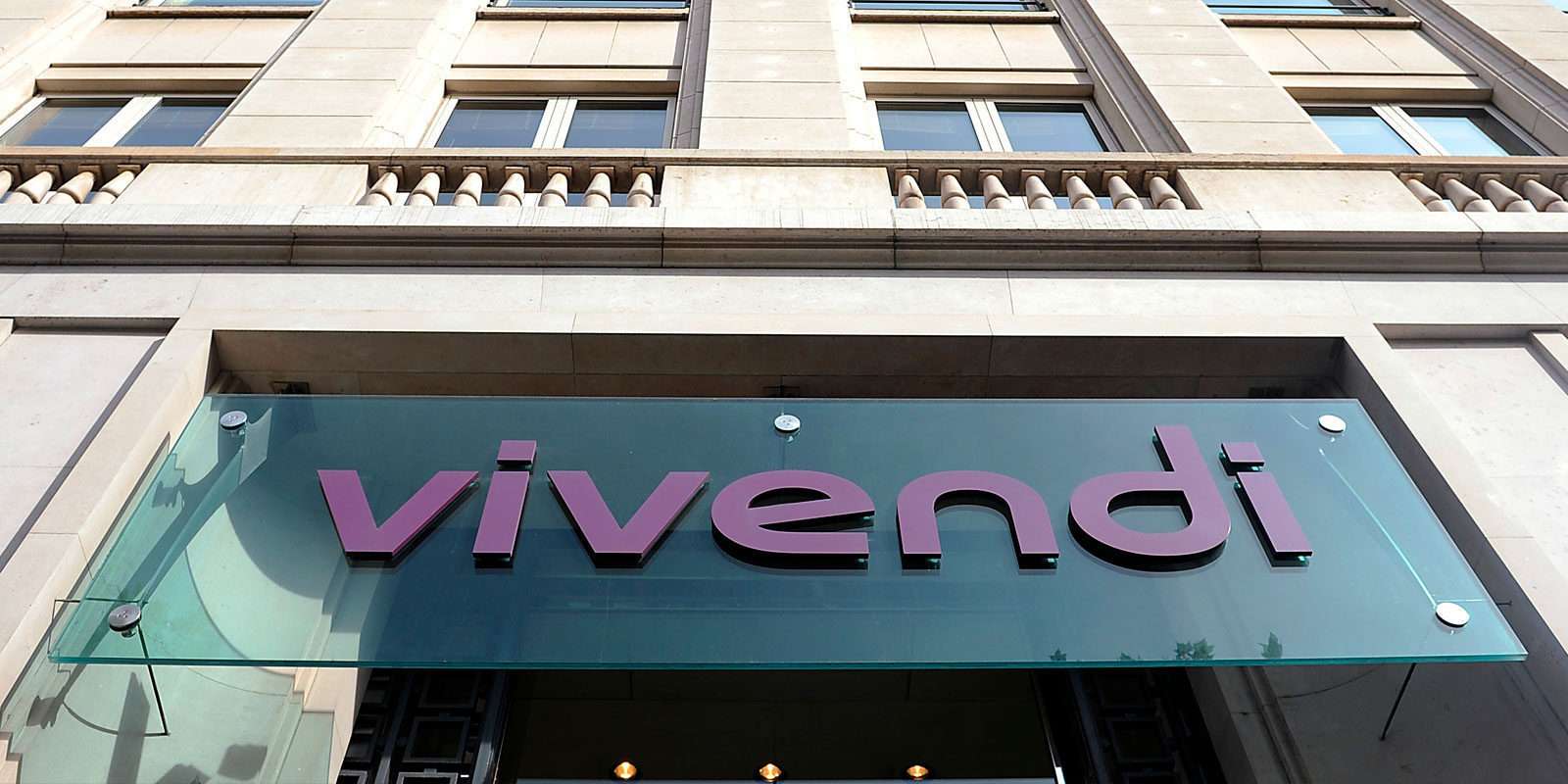 Vivendi no sabe si realizar una OPA hostil o vender sus acciones