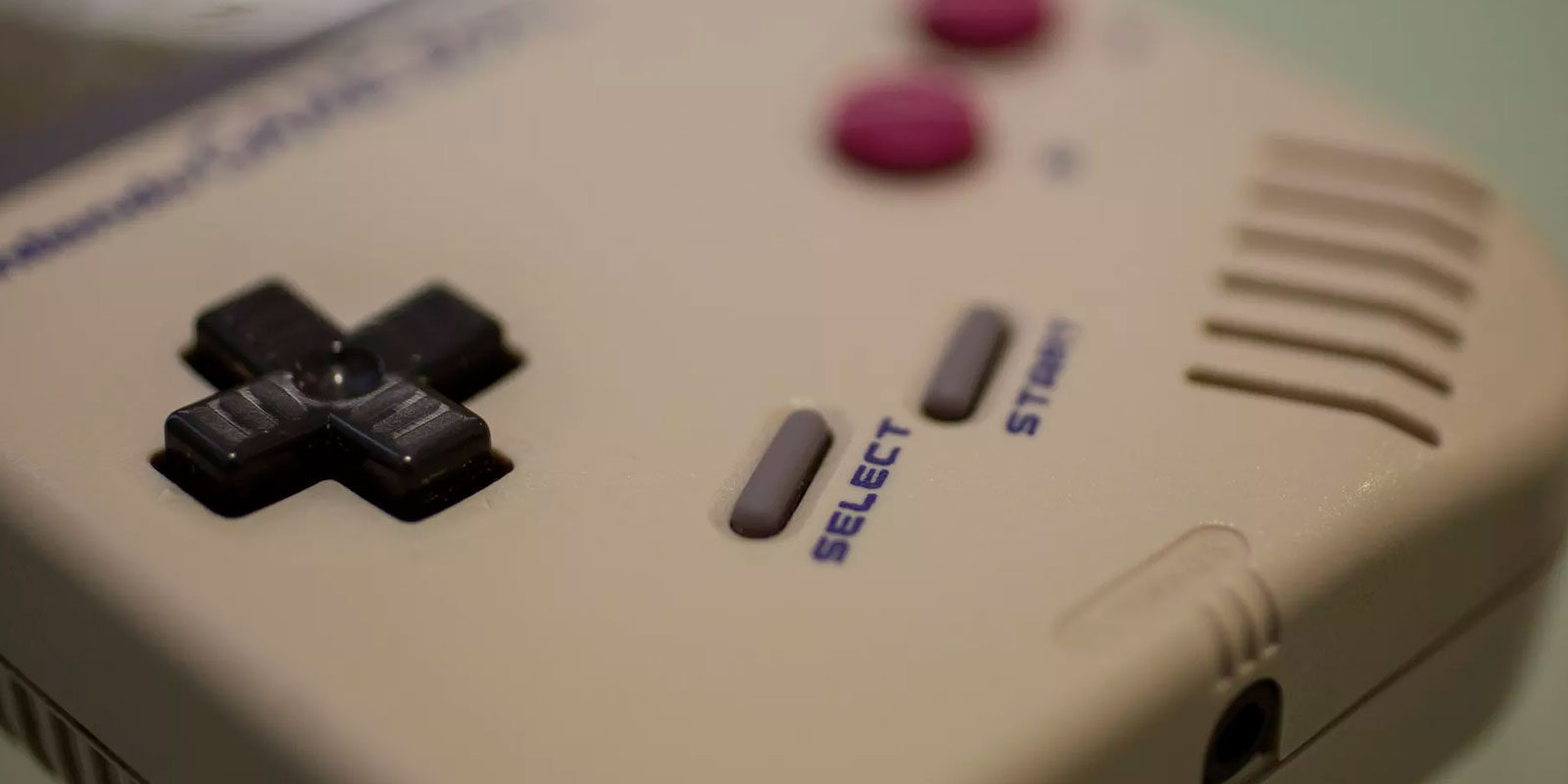 Hyperkin presenta Ultra Game Boy, su propia versión de la consola de Nintendo