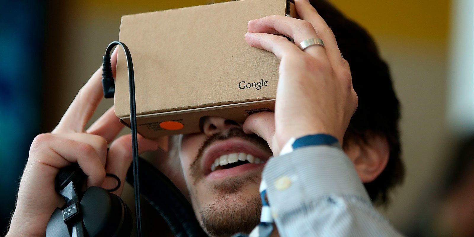 Google y LG crean una pantalla enfocada a la realidad virtual con 120hz
