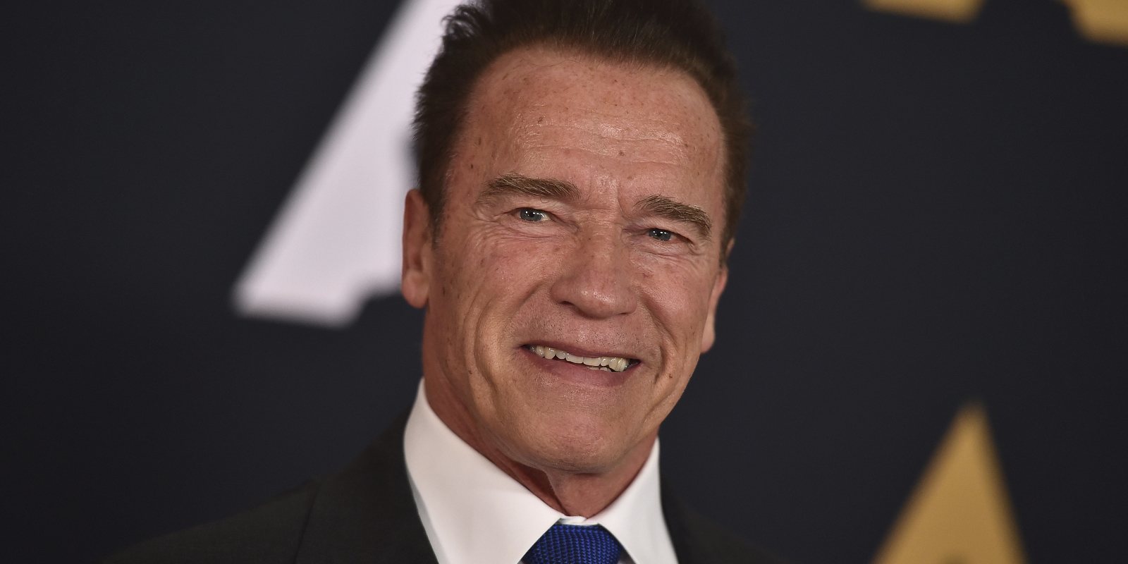 Arnold Schwarzenegger reaparece después de su operación a corazón abierto