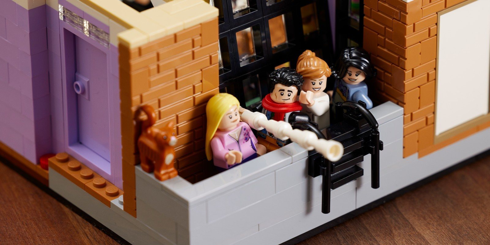 LEGO lanza nuevo set que recrea los apartamentos de la serie 'Friends'